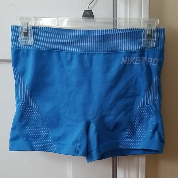 Nike Pants - Nike Pro Dri Fit Shorts S